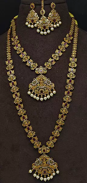 combo set with Laxmi locket