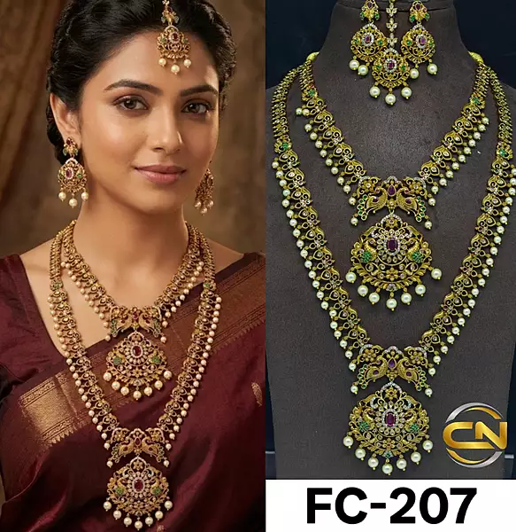 beautiful gold polish combo set ?