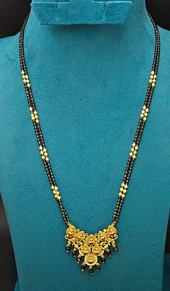 beautiful long black beads