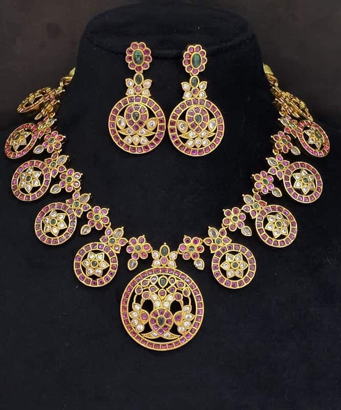 Kampu stone necklace ?