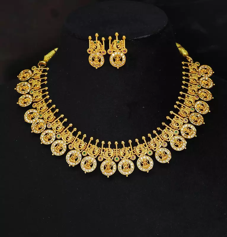 Beautiful peacock design with laxmi devi design necklace ?