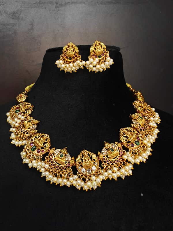 premium quality beautiful Necklace