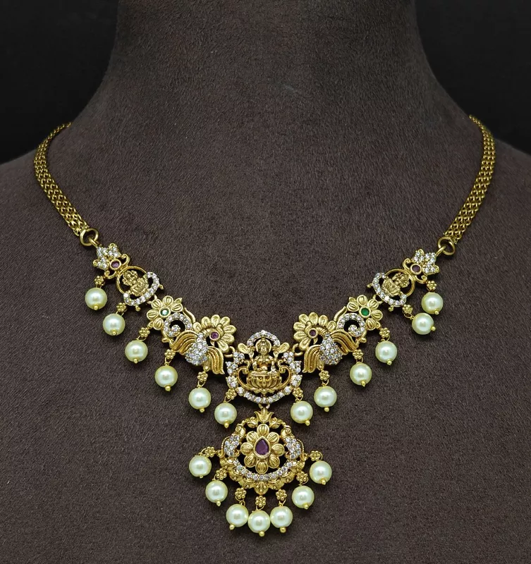 Beautiful design Neckset