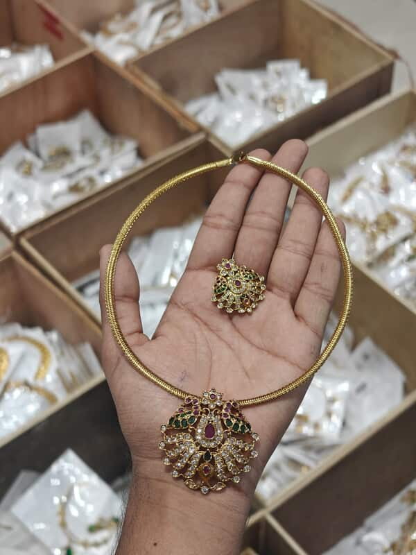 Premium quality Kanthi detachable Locket