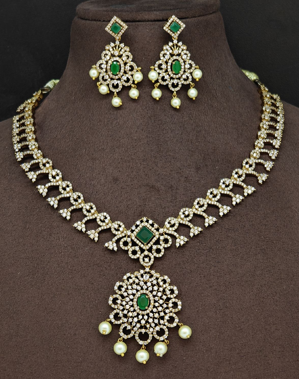 stone design necklace