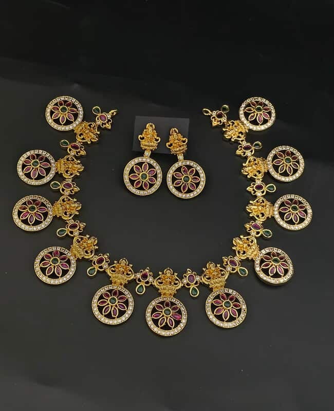 Laxmi Devi Design Short Necklace ?✨️