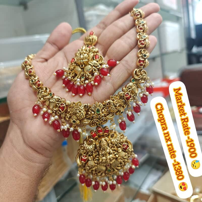 Nakshi Short