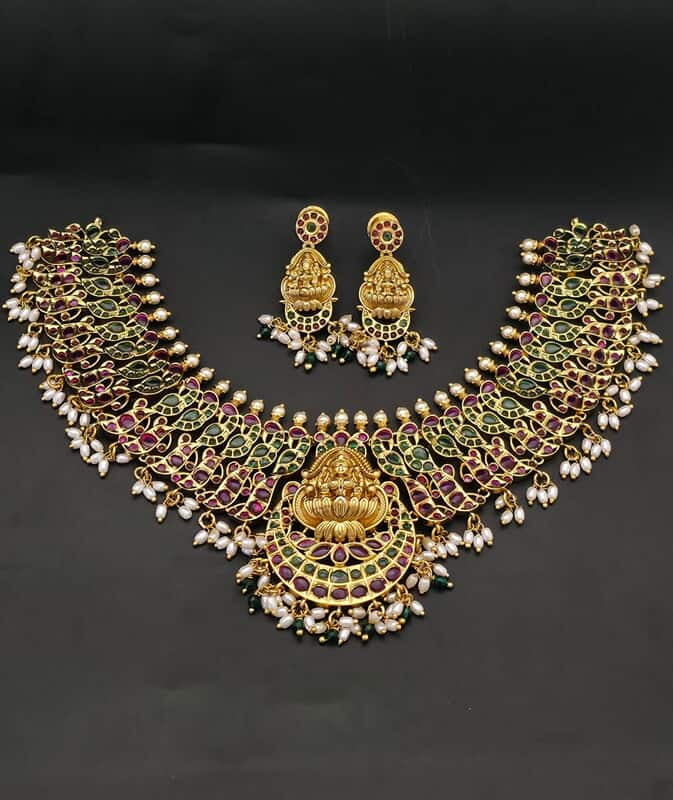Kempu Stone Design Necklace ?