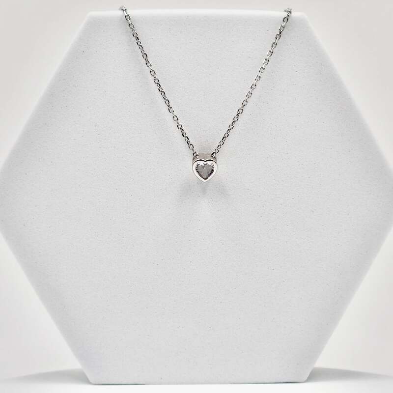 92.50 Silver Heart Dimond Pendent with chain