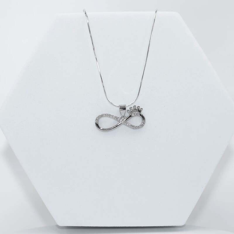 Silver infinity crown symbol pendent with Chain