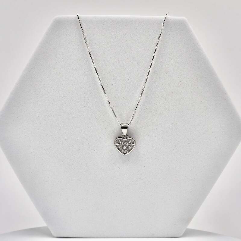 92.50 Silver Pendent With chian