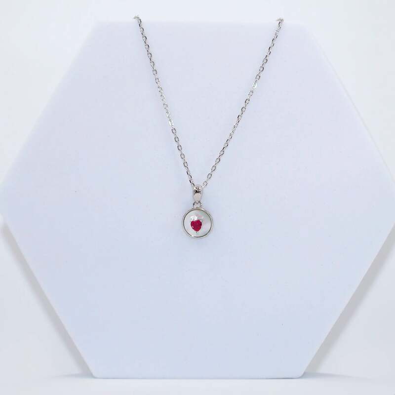 92.50 SILVER red heart stone pendent with chain