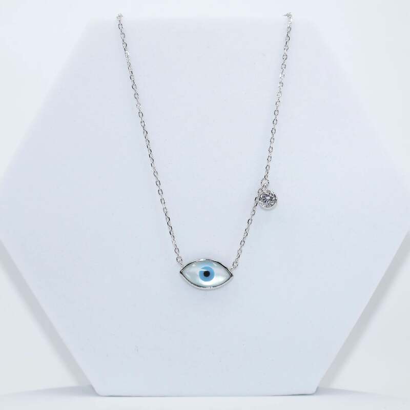92.50 Silver evil eye pendent chain