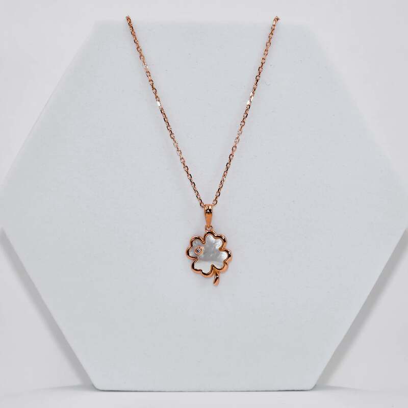 92.50 rose gold rose flower with stone chain