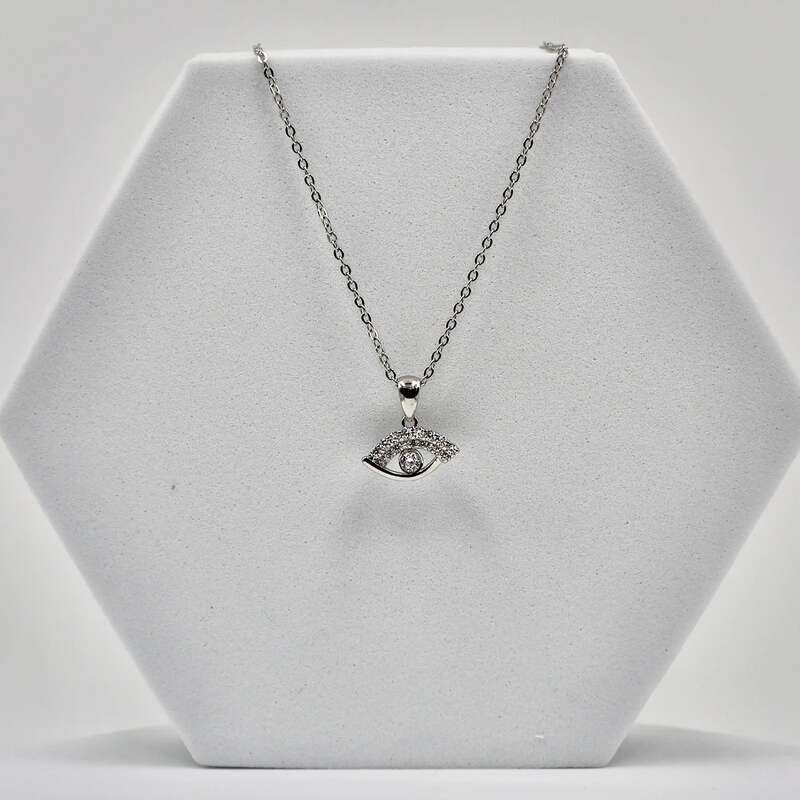 92.50 Silver Dimond evil eye pendent chain