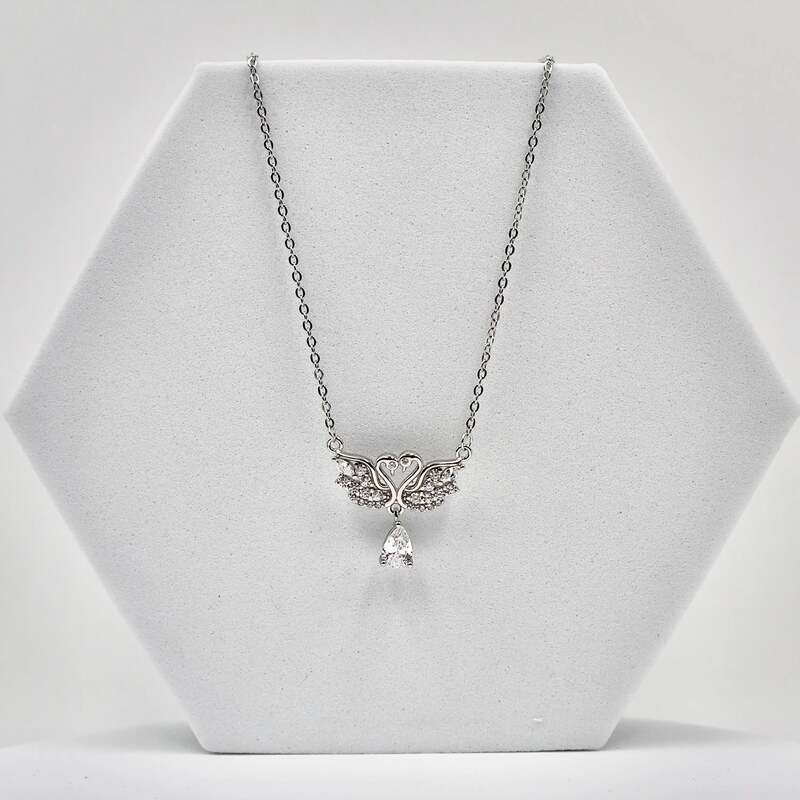 92.50 Silver Dimond Double Swan Pendent with Chain