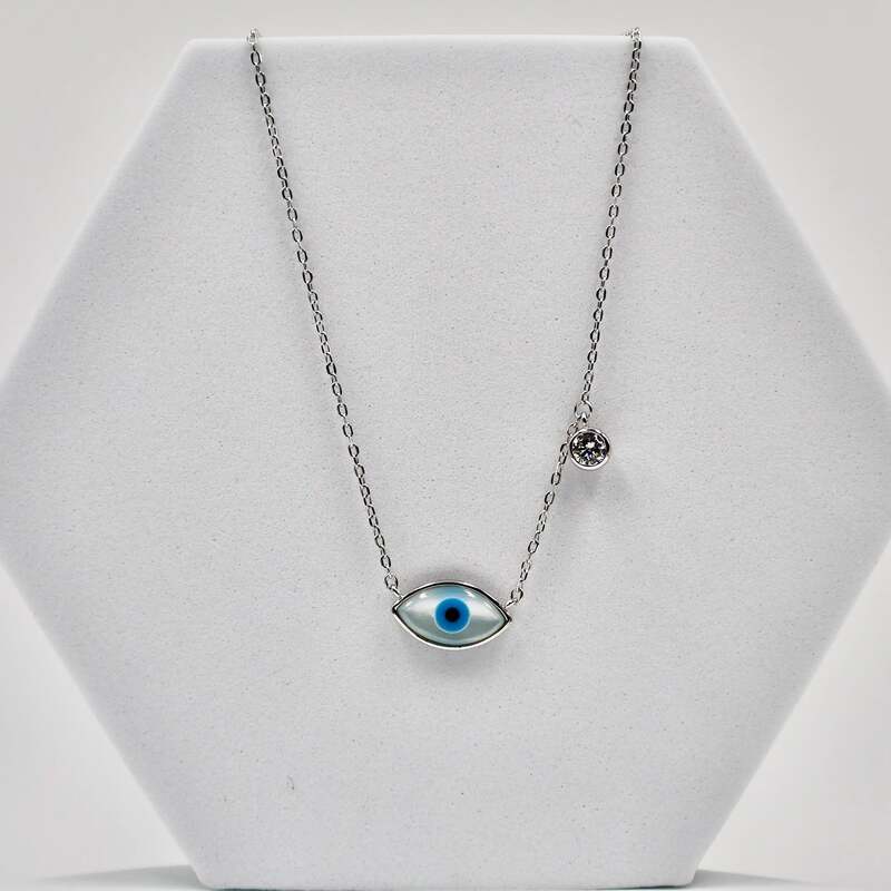 92.50 Silver evil eye pendent chain