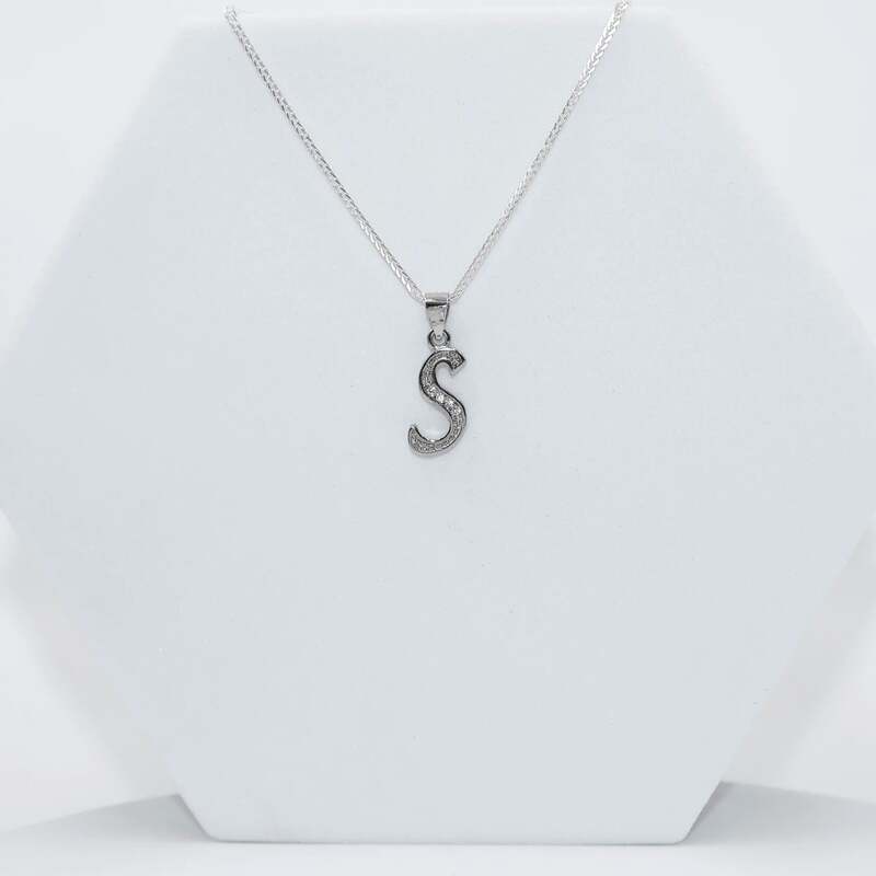 Silver Alphabet S pendent with Chain