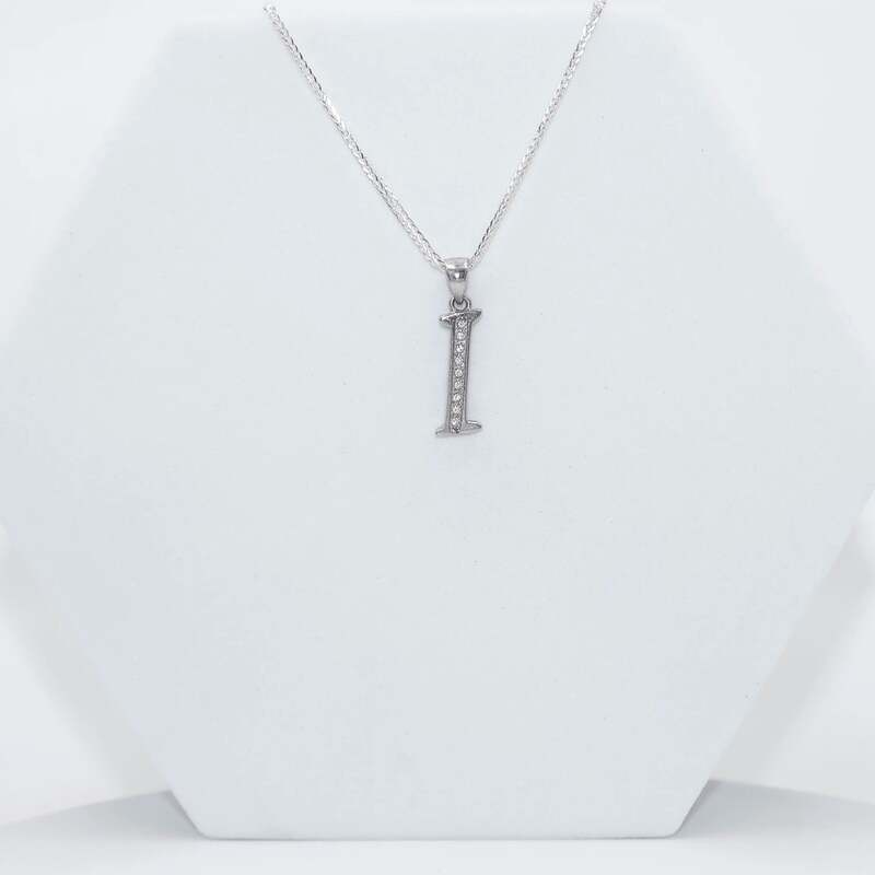 Silver Alphabet i pendent with Chain