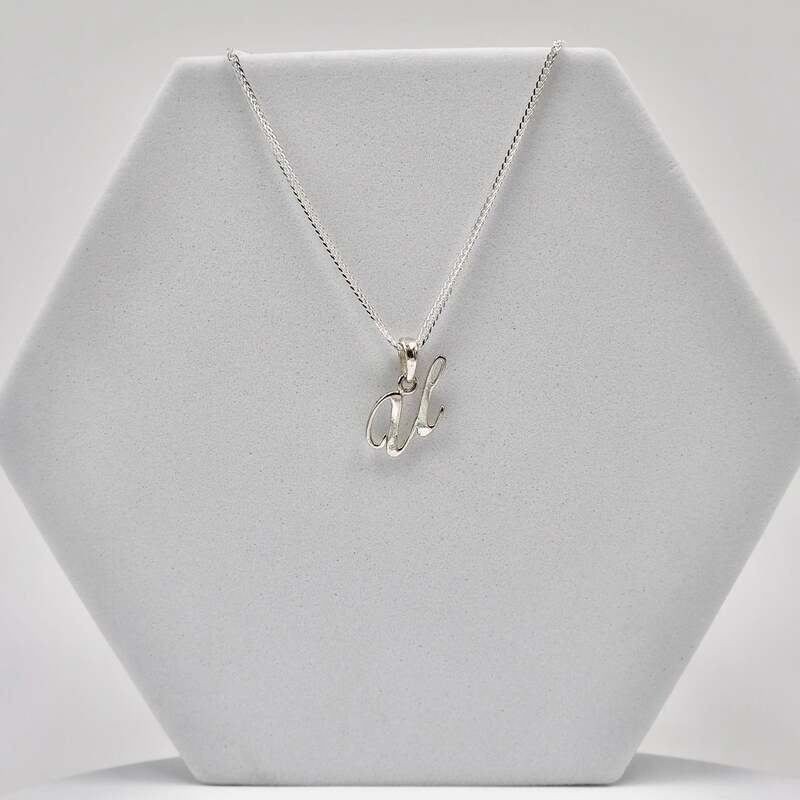 Silver Alphabet U pendent with Chain