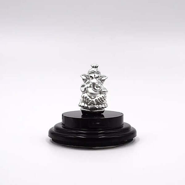 999 Pure Silver Lord Ganesha Statue: Statue for Pooja, Gift, and Car Dashboard