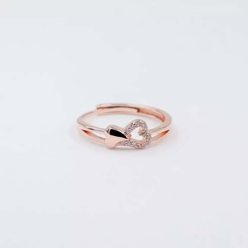 92.50 Silver Dimond Heart Ring Adjustable