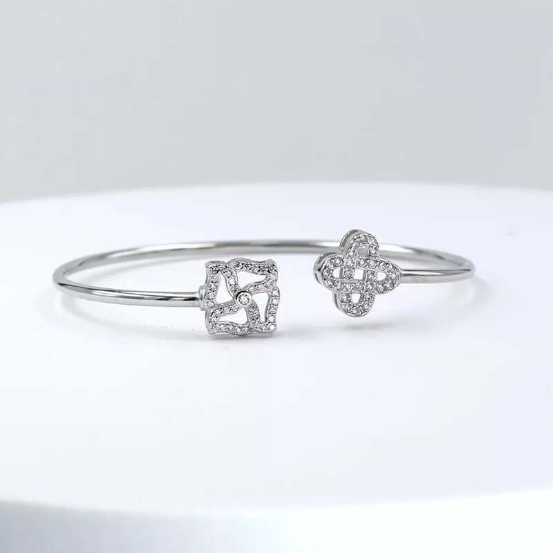 92.50 Silver Adjustable bracelet For women Squre