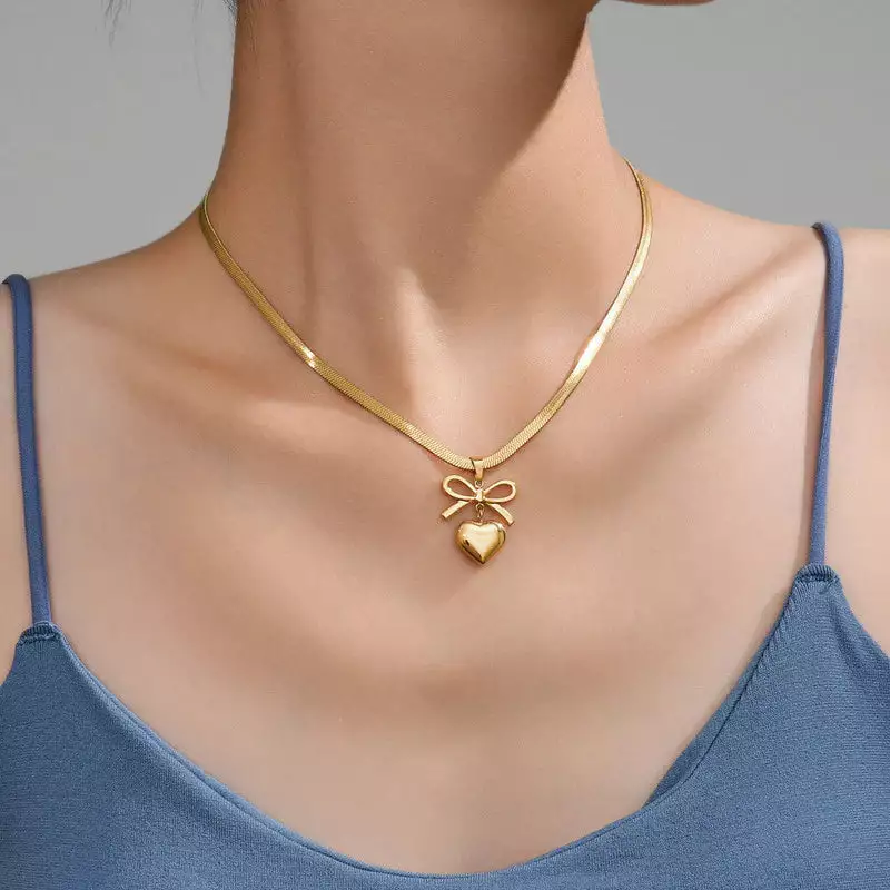 GOLD PLATED ANTI TARNISH BOW KNOT HEART THEMED PENDANT
