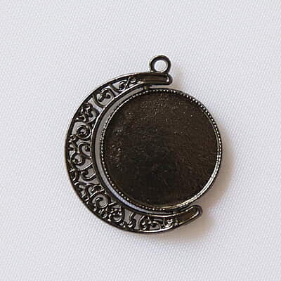 Rotating Double Side Round Pendant  Black Silver Big