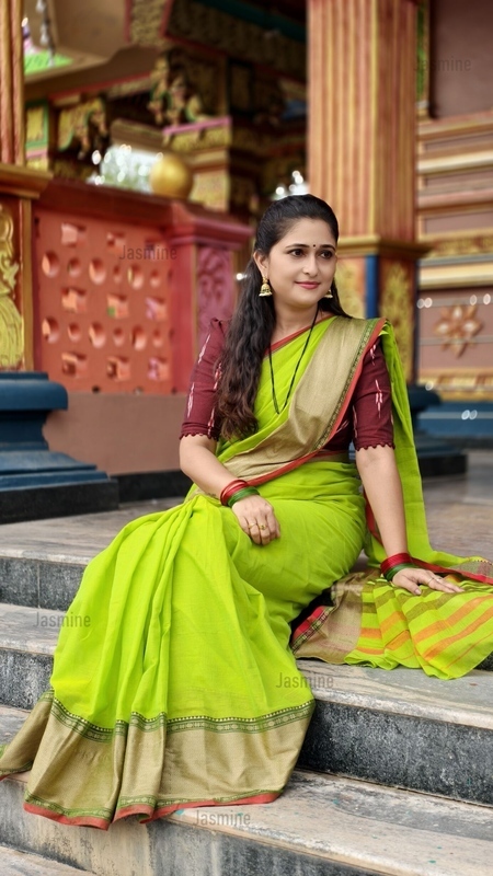 Prishita ( Authentic Narayanpet cotton )