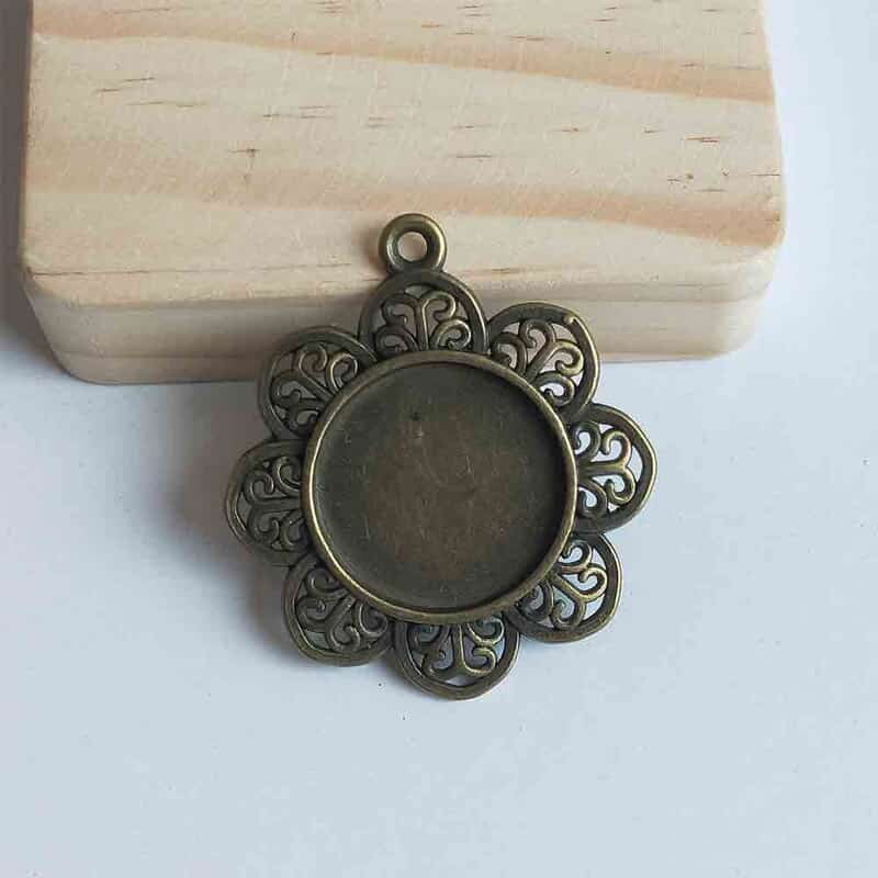 Pendant Antique Bronze Modal 211 Pendant Antique Bronze Modal 211