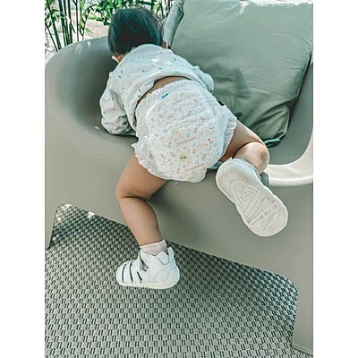 Kim & Kimmy Eco-friendly Baby Tape/ Velcro Diapers, NewBorn, Upto 5Kg Kim & Kimmy Eco-friendly Baby Tape/ Velcro Diapers, NewBorn, Upto 5Kg