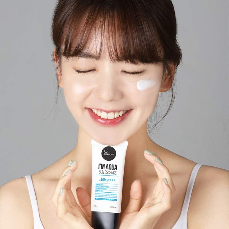 SUNTIQUE I'M AQUA SUN ESSENCE
