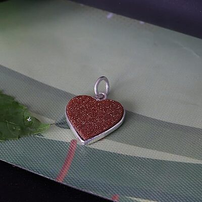 Sterling Silver Rajavarthi Stone Pendant Sterling Silver Rajavarthi Stone Pendant