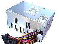 Frontech PS-0012 – Compact 450W power supply designed for reliable performance in everyday home and office computer setups.