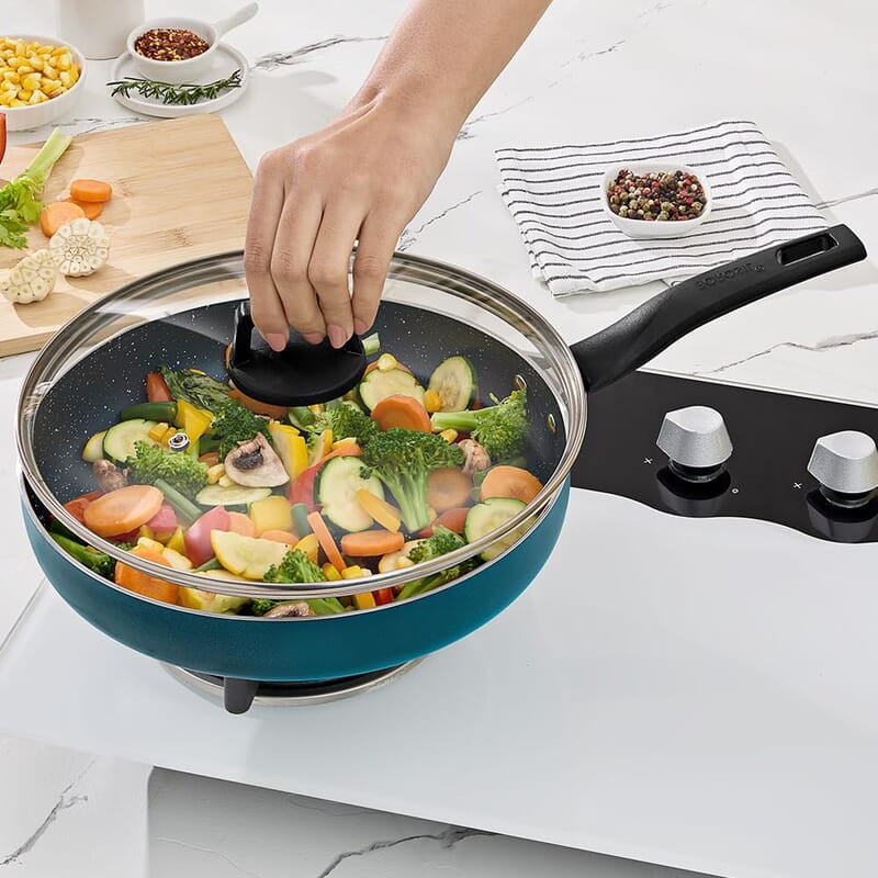 Borosil ProChef Non-Stick Deep Pan with Lid 22 cm | Gas Stove Compatible, Thick Uniform Body for Even Heating | PFOA Free, Blue Exterior, Stir Frying Pan for Eggs, Cutlets, 1 Year Warranty