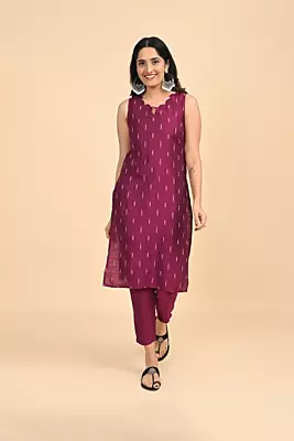 Women jacquard kurta - Pink