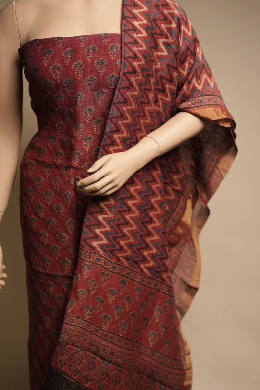 Linen 2pc suit set - Maroon with floral Ajrakh Print