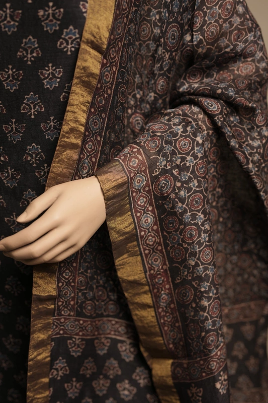 Linen Two-Piece Suit – Black with Floral Ajrakh Block Print