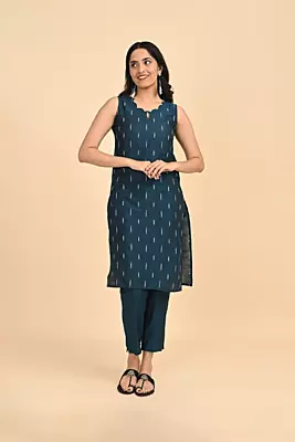 Women jacquard kurta - Blue