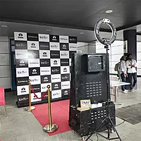 MAGIC MIRROR PHOTOBOOTH