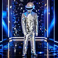 MIRROR MAN