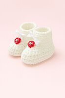 Daisy Pearl Handknitted Baby Booties (6–12 Months)