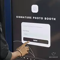 Signature Analyzer Photo Booth