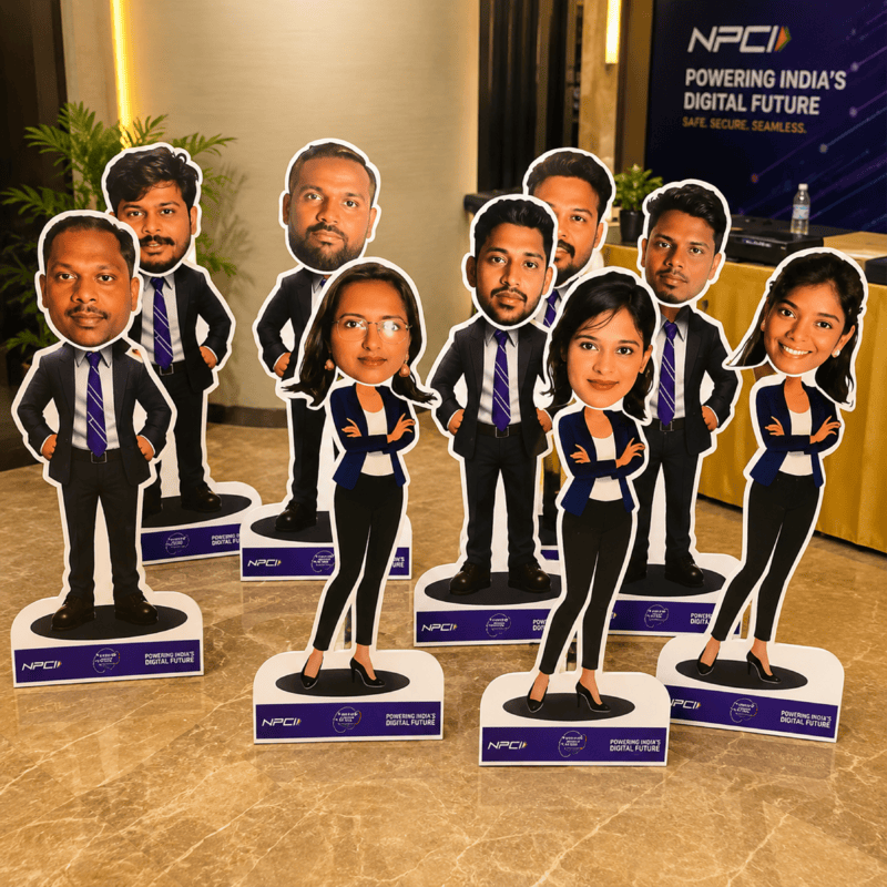 BOBBLE HEAD PHOTO BOOTH (UP TO 100 PER UNITS)