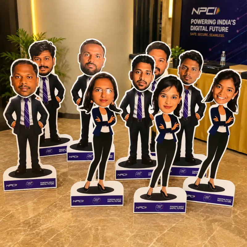BOBBLE HEAD PHOTO BOOTH (UP TO 100 PER UNITS)