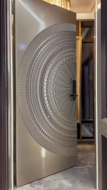 Luxurious 3D HDHMR Door with Deco Paint in Metallic Silver Luxurious 3D HDHMR Door with Deco Paint in Metallic Silver