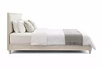 Melbourne Hotel King Size Bed