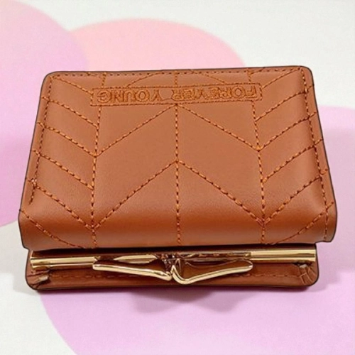 Elegant Quilted Women's Wallet