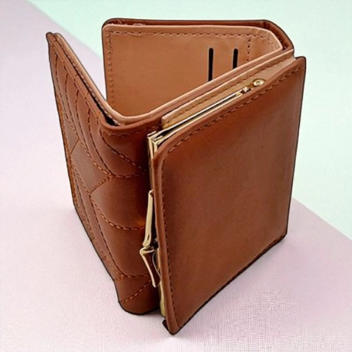 Elegant Quilted Women's Wallet